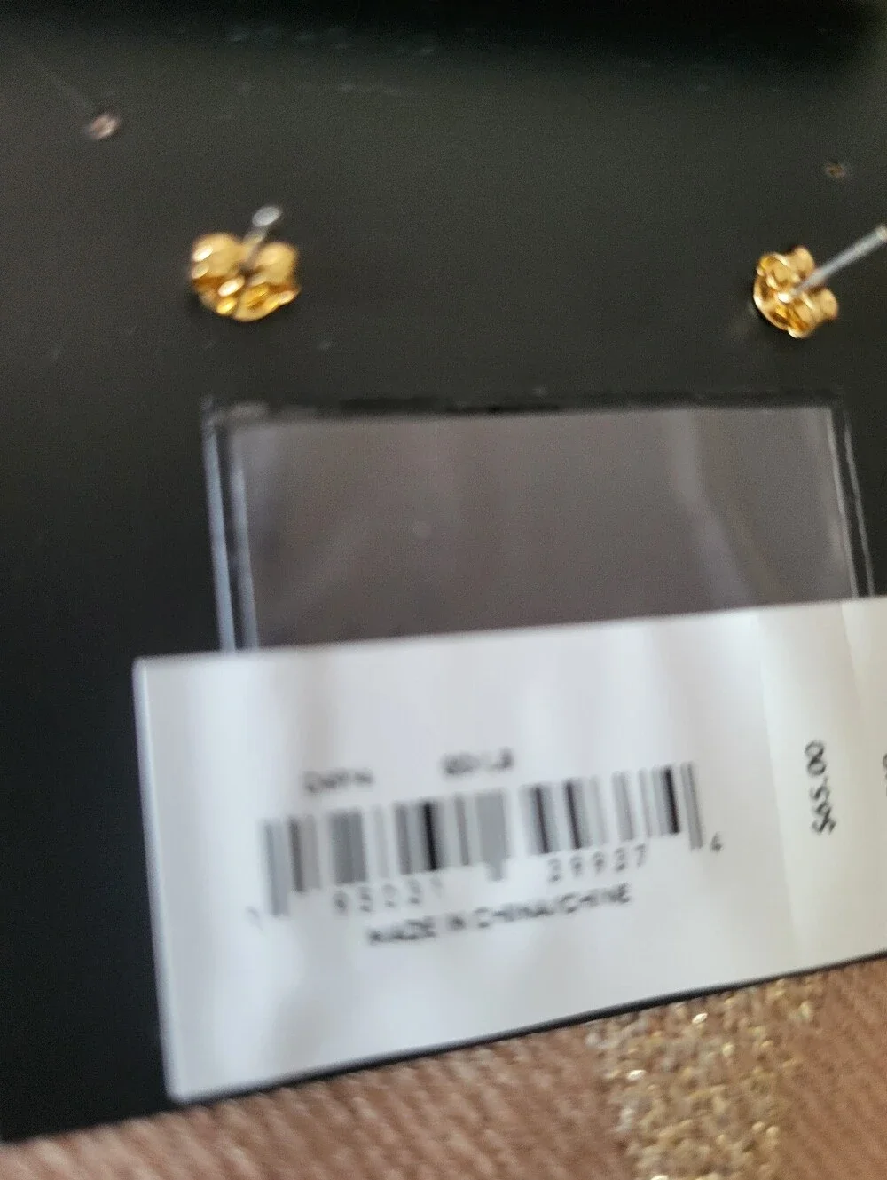 NWT Pretty And Simple Earrings - Picture 3 of 3